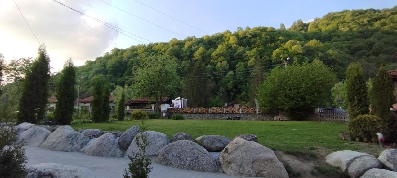 Къща За Гости Джонсън Ribarica Exteriér fotografie