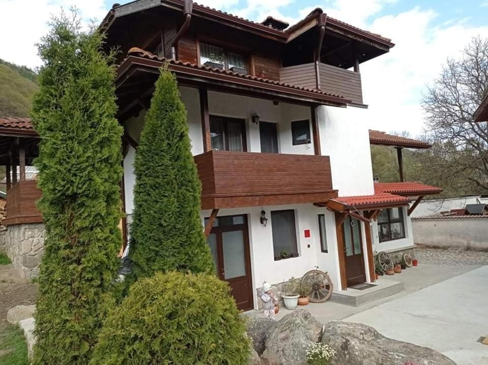 Къща За Гости Джонсън Ribarica Exteriér fotografie